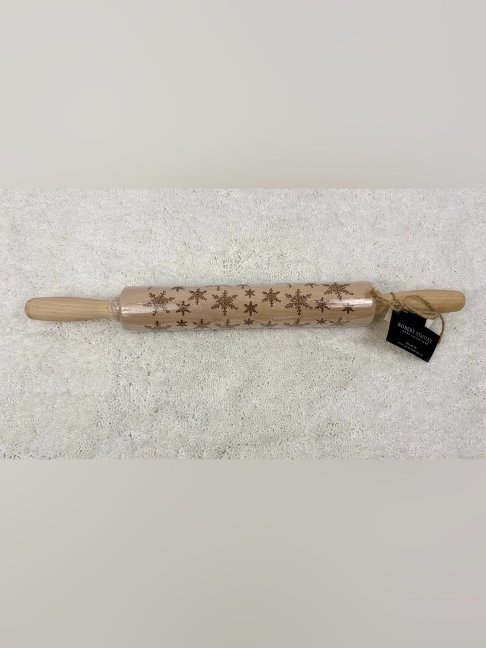 NWT Robert Stanley Christmas Rolling Pin with a Snowflake Design-17” x 1.9”